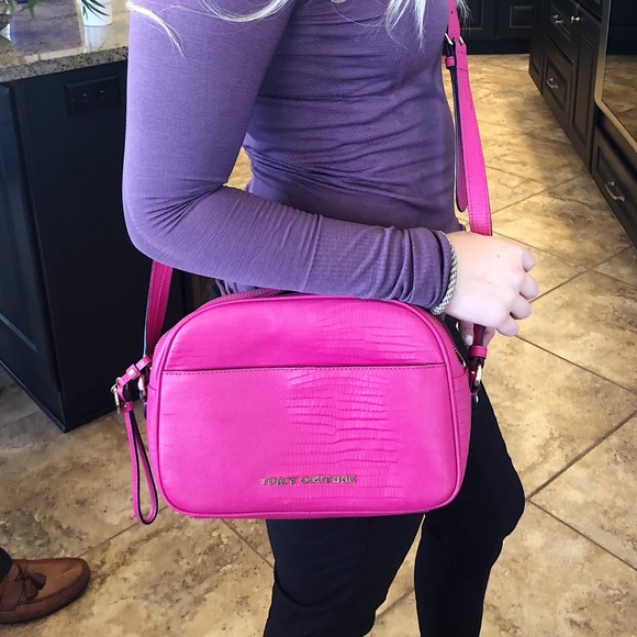 Juicy Couture Pink Crossbody - Picture 2 of 3